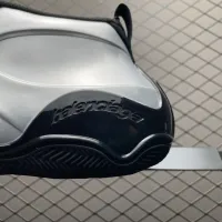 $210.00 USD Balenciaga Casual Shoes For Men #1392393