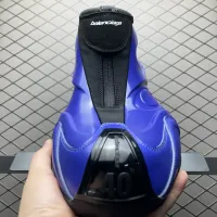 $210.00 USD Balenciaga Casual Shoes For Men #1392394