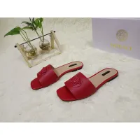 $80.00 USD Versace Slippers For Women #1392835