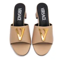 $85.00 USD Versace Slippers For Women #1392838