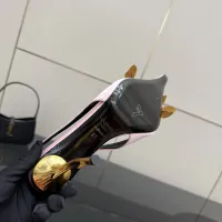 $118.00 USD Yves Saint Laurent YSL Sandal For Women #1392906