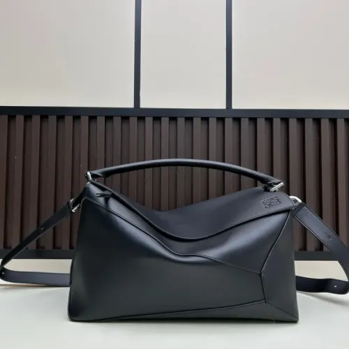 LOEWE AAA Quality Messenger Bags For Women #1393630