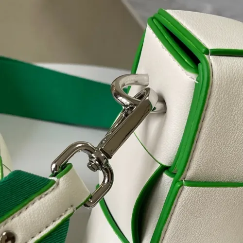 Replica Bottega Veneta BV AAA Quality Messenger Bags For Women #1393641 $102.00 USD for Wholesale