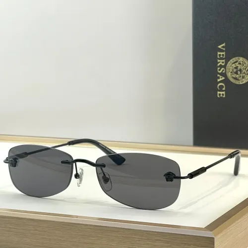 Versace AAA Quality Sunglasses #1393767