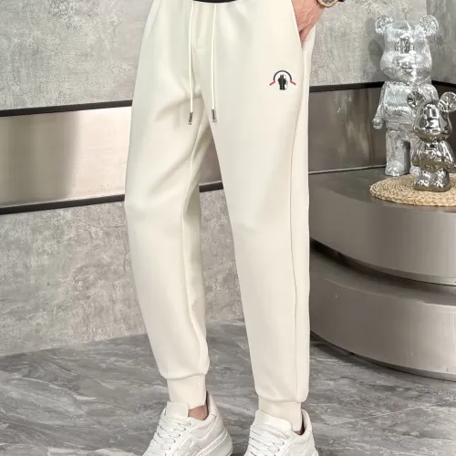 Moncler Pants For Men #1396514