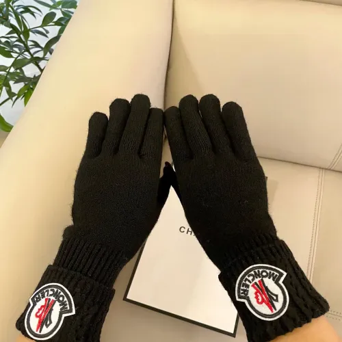Replica Moncler Gloves #1396682 $38.00 USD for Wholesale