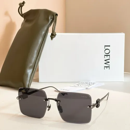 LOEWE AAA Quality Sunglasses #1397042