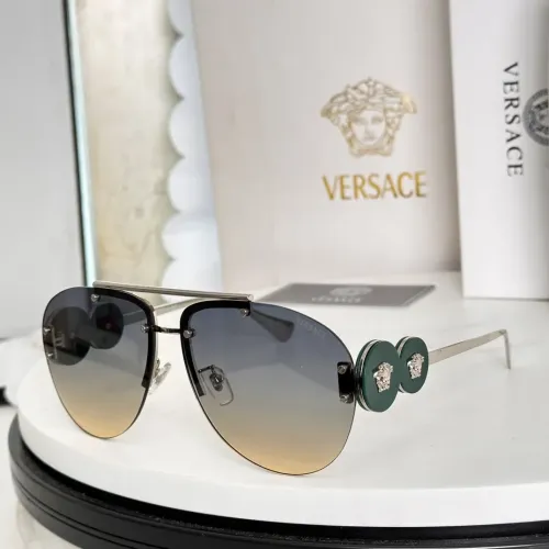 Versace AAA Quality Sunglasses #1397075