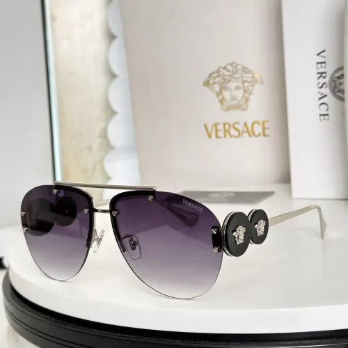Versace AAA Quality Sunglasses #1397076