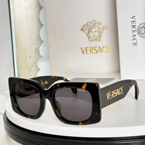 Versace AAA Quality Sunglasses #1397095