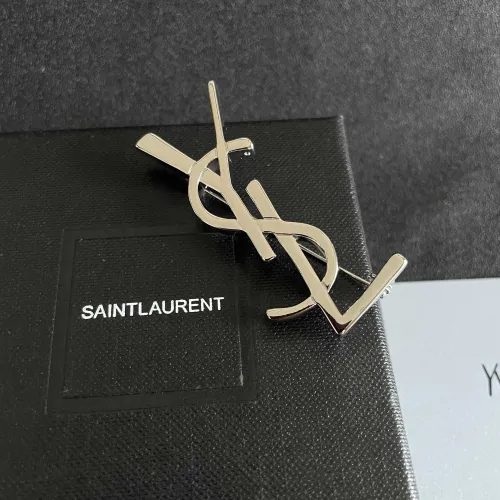 Yves Saint Laurent Brooches For Women #1398223