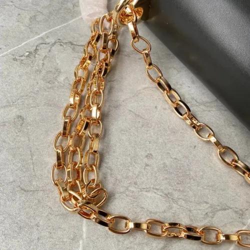 Replica Dolce & Gabbana D&G AAA Quality Messenger Bags For Women #1398981 $182.00 USD for Wholesale