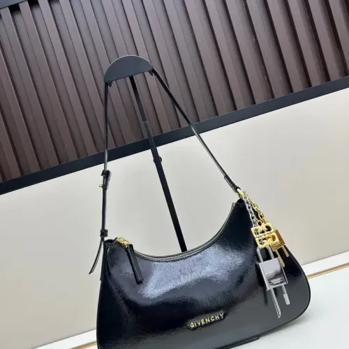 Givenchy AAA Quality Shoulder Bags For Women #1399131
