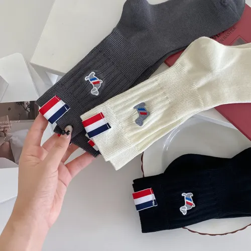 Replica Thom Browne Socks #1401175 $29.00 USD for Wholesale