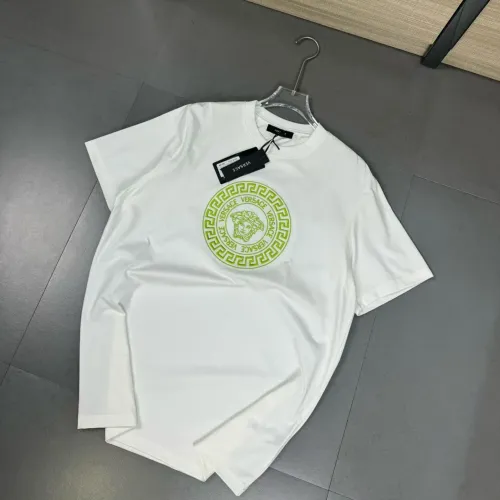 Versace T-Shirts Short Sleeved For Unisex #1402255