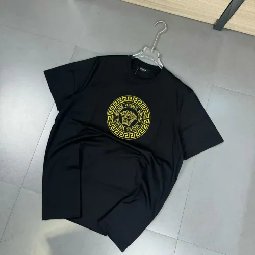 Versace T-Shirts Short Sleeved For Unisex #1402257