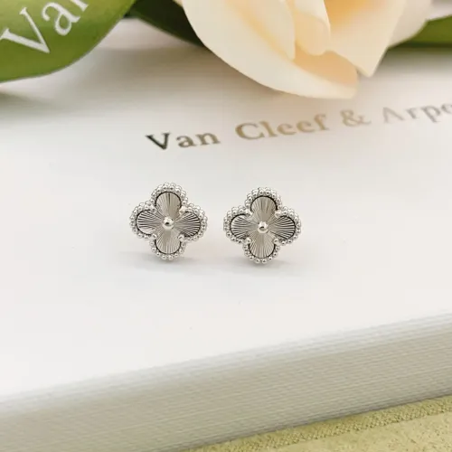 Van Cleef & Arpels Earrings For Women #1406543