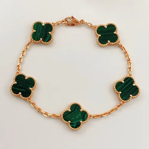 Van Cleef & Arpels Bracelets For Women #1406588