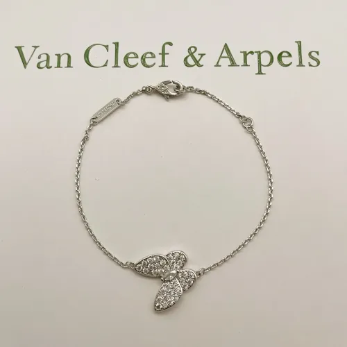 Van Cleef & Arpels Bracelets For Women #1406608