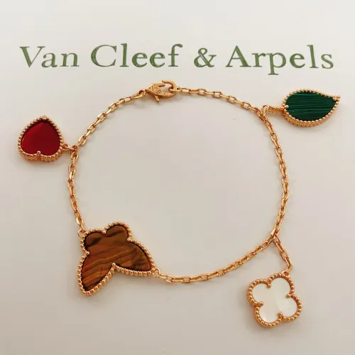 Van Cleef & Arpels Bracelets For Women #1406633