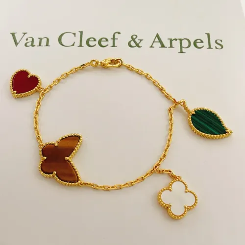 Van Cleef & Arpels Bracelets For Women #1406634