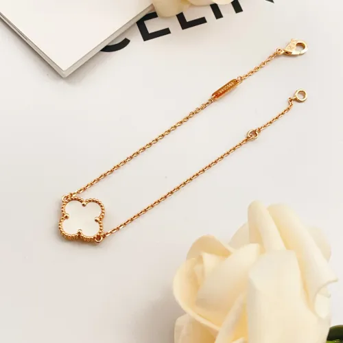 Replica Van Cleef & Arpels Bracelets For Women #1406639 $25.00 USD for Wholesale