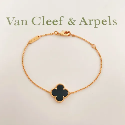 Van Cleef & Arpels Bracelets For Women #1406642