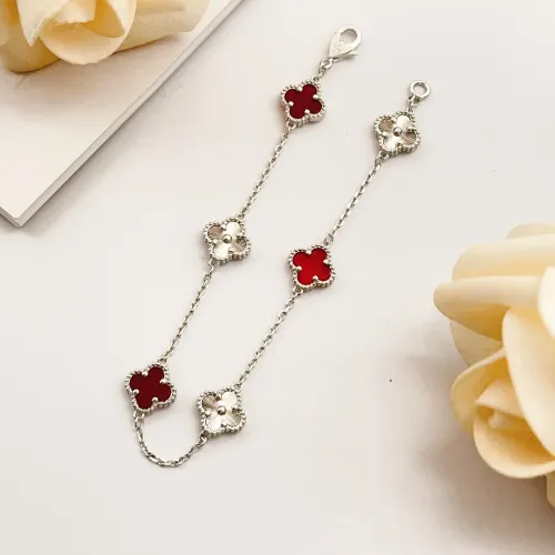 Van Cleef & Arpels Bracelets For Women #1406655