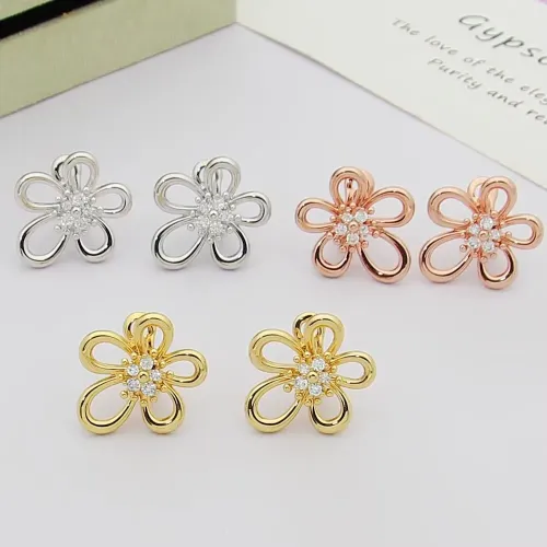 Replica Van Cleef & Arpels Earrings For Women #1406826 $27.00 USD for Wholesale