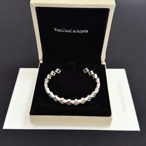 Replica Van Cleef & Arpels Bracelets For Women #1407097 $48.00 USD for Wholesale
