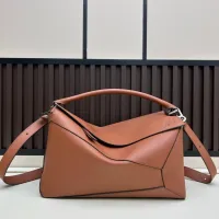 $240.00 USD LOEWE AAA Quality Messenger Bags For Women #1393633