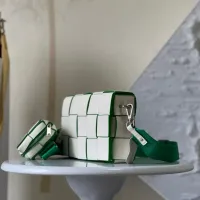 $102.00 USD Bottega Veneta BV AAA Quality Messenger Bags For Women #1393641