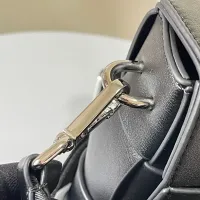 $102.00 USD Bottega Veneta BV AAA Quality Messenger Bags For Women #1393644