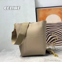 $128.00 USD Celine AAA Quality Messenger Bags For Women #1393649