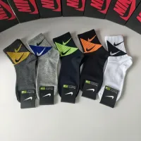 $27.00 USD Nike Socks #1396441