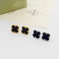 $25.00 USD Van Cleef & Arpels Earrings For Women #1397723
