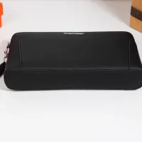 $96.00 USD Burberry AAA Man Pouches #1397937
