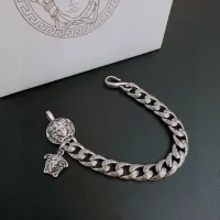 $60.00 USD Versace Bracelets #1398048