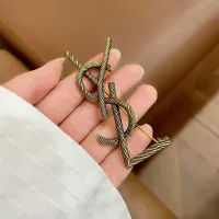 $27.00 USD Yves Saint Laurent Brooches For Women #1398219