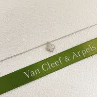 $25.00 USD Van Cleef & Arpels Necklaces For Women #1398243