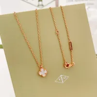$25.00 USD Van Cleef & Arpels Necklaces For Women #1398244