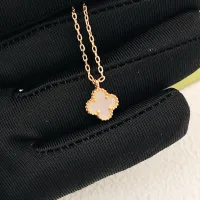 $25.00 USD Van Cleef & Arpels Necklaces For Women #1398244