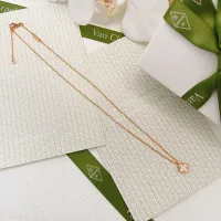 $25.00 USD Van Cleef & Arpels Necklaces For Women #1398244