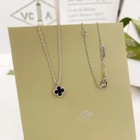 $25.00 USD Van Cleef & Arpels Necklaces For Women #1398246