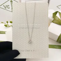 $27.00 USD Van Cleef & Arpels Necklaces For Women #1398300