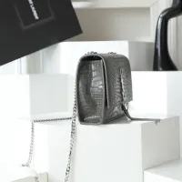 $76.00 USD Yves Saint Laurent YSL AAA Quality Messenger Bags For Women #1398506