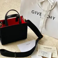 $172.00 USD Givenchy AAA Quality Handbags For Women #1398999