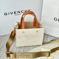 $172.00 USD Givenchy AAA Quality Handbags For Women #1399001