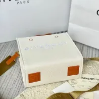 $172.00 USD Givenchy AAA Quality Handbags For Women #1399001