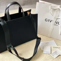 $222.00 USD Givenchy AAA Quality Handbags For Women #1399007